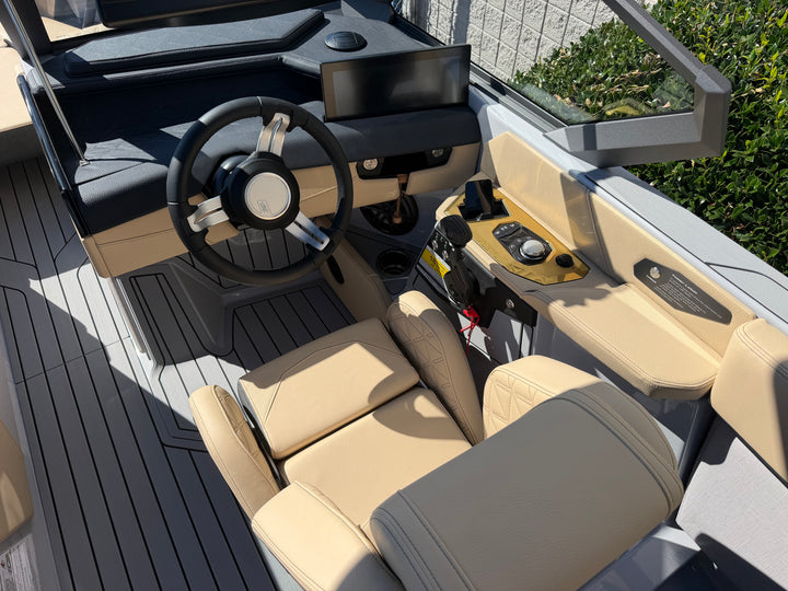 2027 Nautique S25
