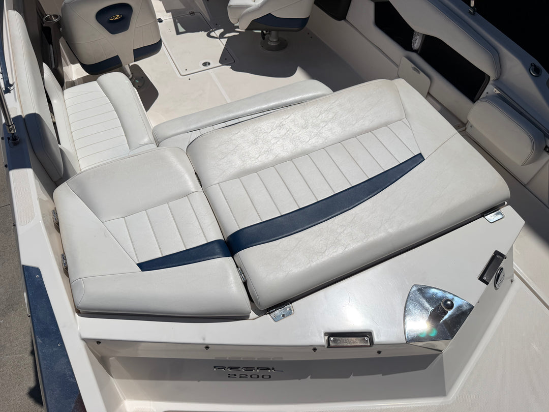 2006 Regal 2200