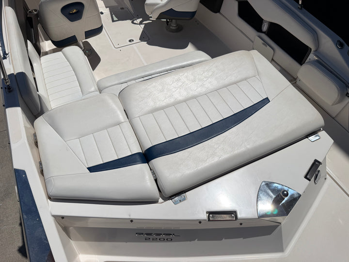 2006 Regal 2200