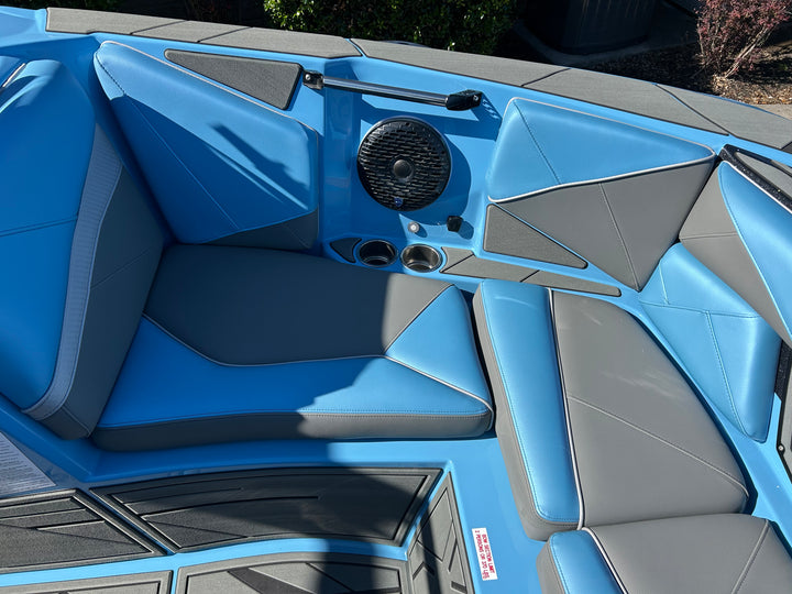 2026 Centurion Nv233