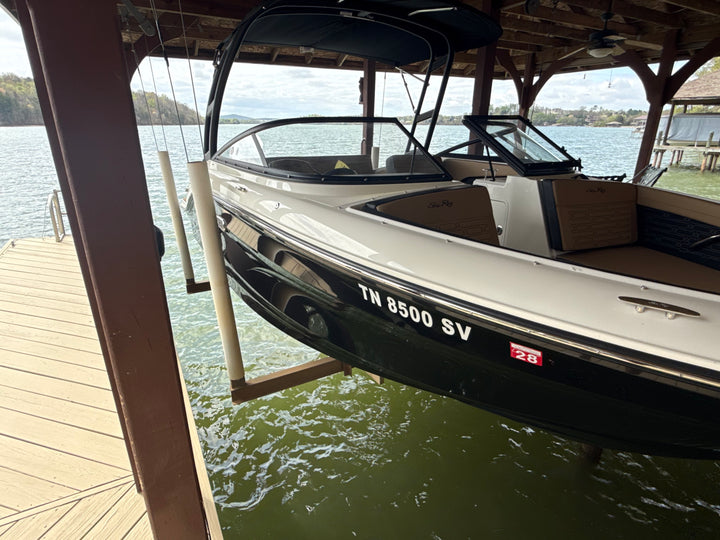 2025 Sea Ray SPX 210