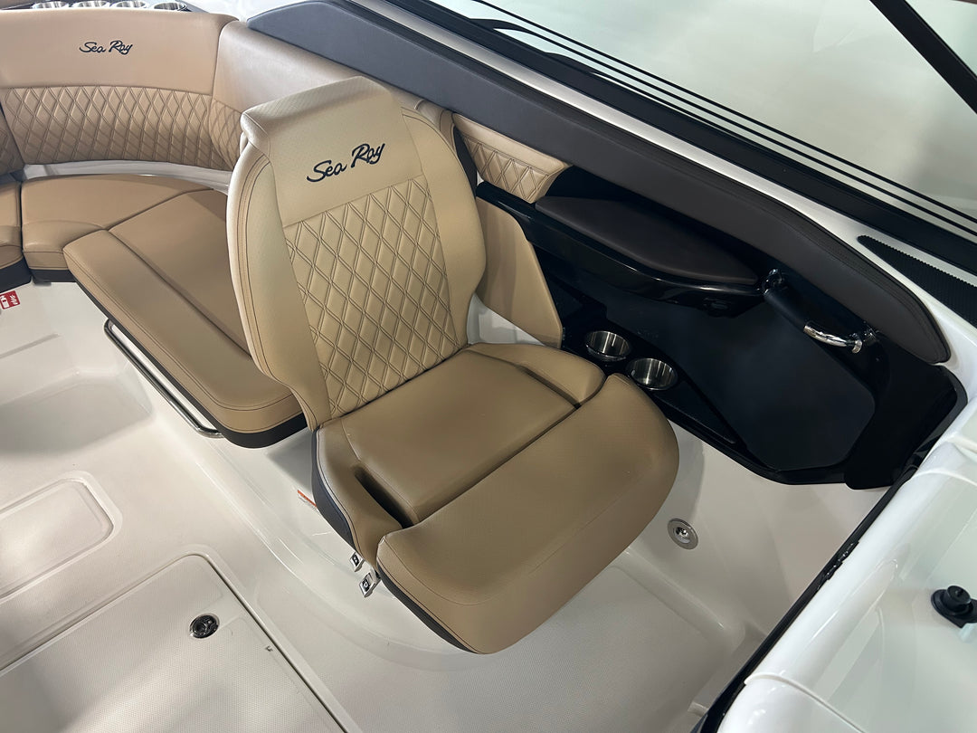 2026 Sea Ray SLX 260