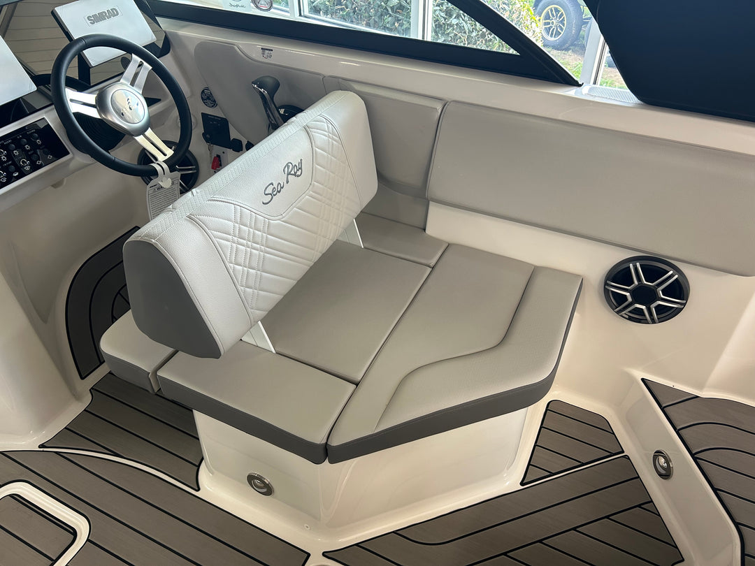 2026 Sea Ray SDX 230