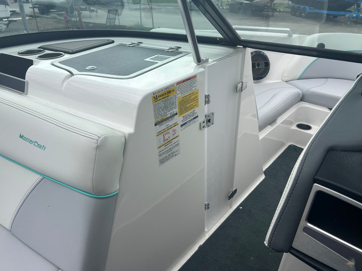 2021 Mastercraft XT21