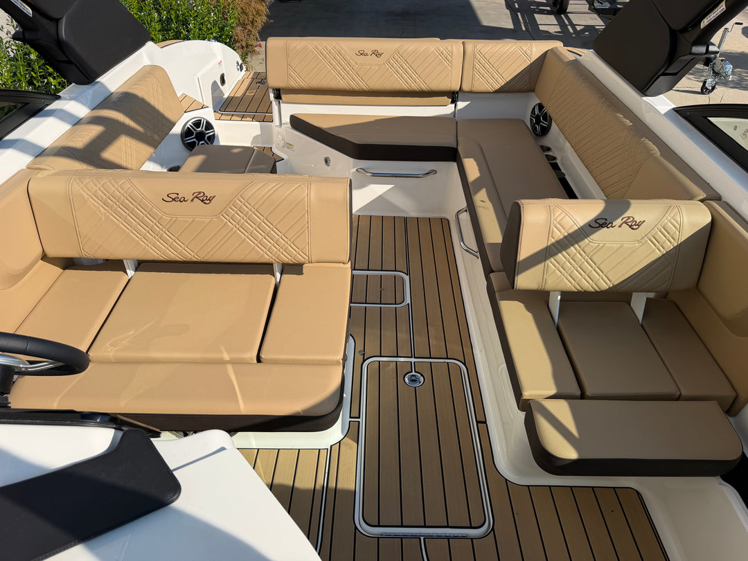 2026 Sea Ray SDX 270