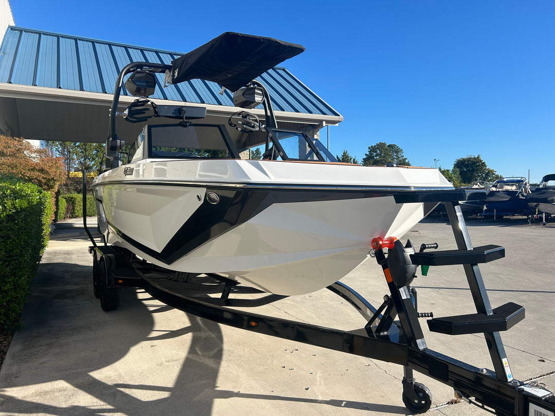 2026 Nautique GS22
