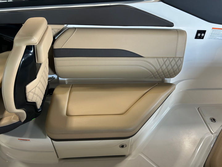 2026 Sea Ray SLX 260