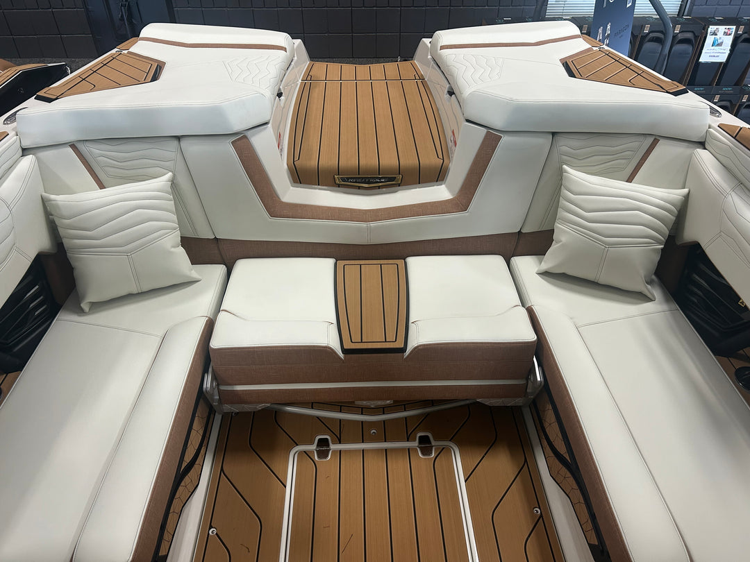 2026 Nautique G23