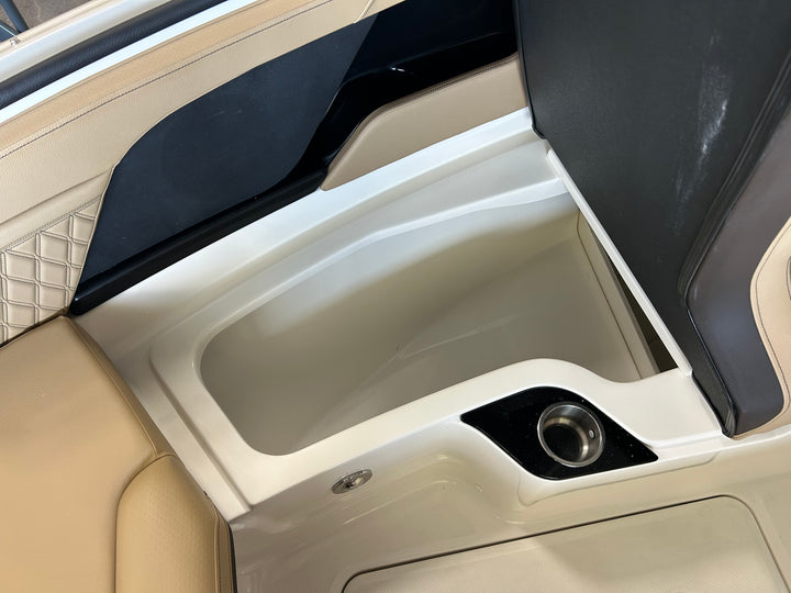 2026 Sea Ray SLX 260