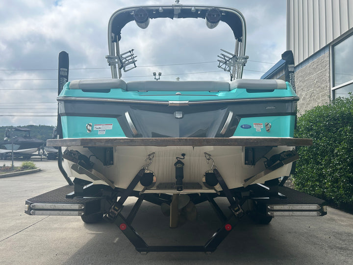 2021 Mastercraft XT21