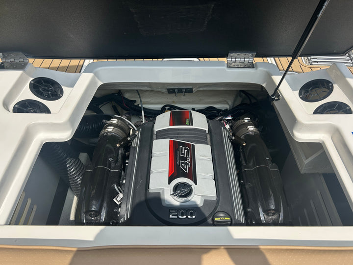 2023 Sea Ray SPX 190