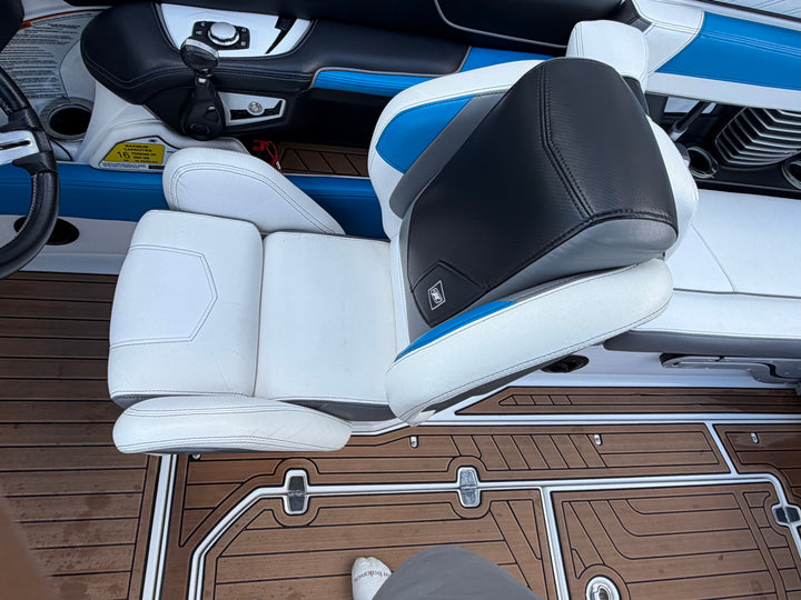 2017 Nautique G23