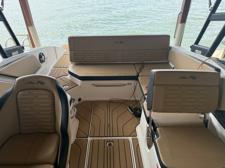 2025 Sea Ray SPX 210