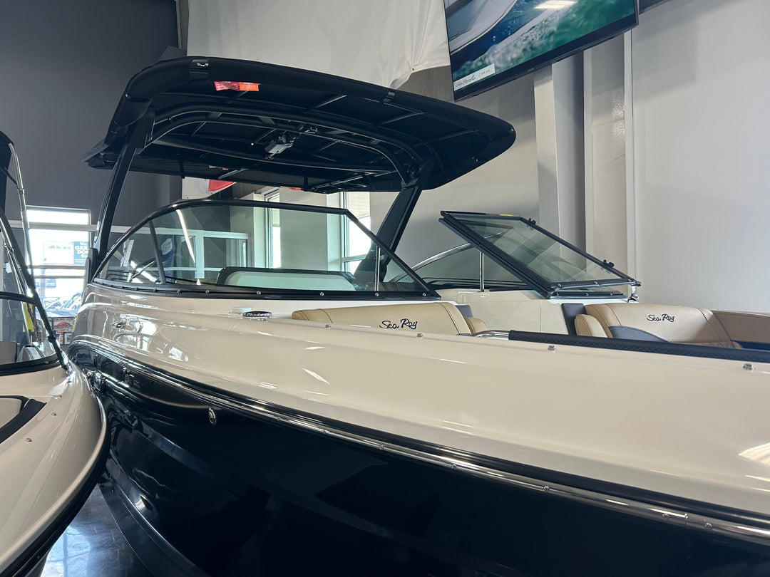 2026 Sea Ray SLX 260