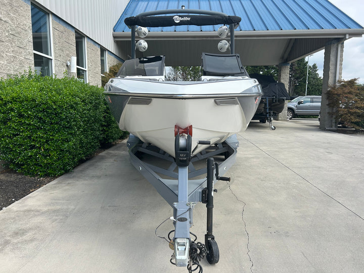 2022 Malibu Wakesetter 23LSV