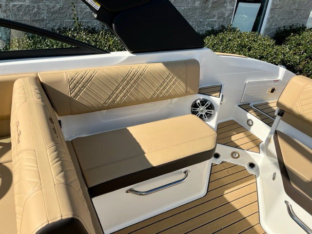 2025 Sea Ray SDX270