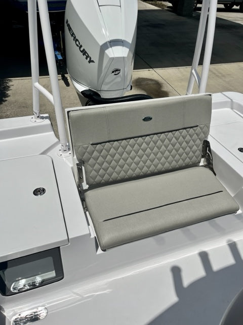 2025 Sportsman 247OE Masters Bay Boat