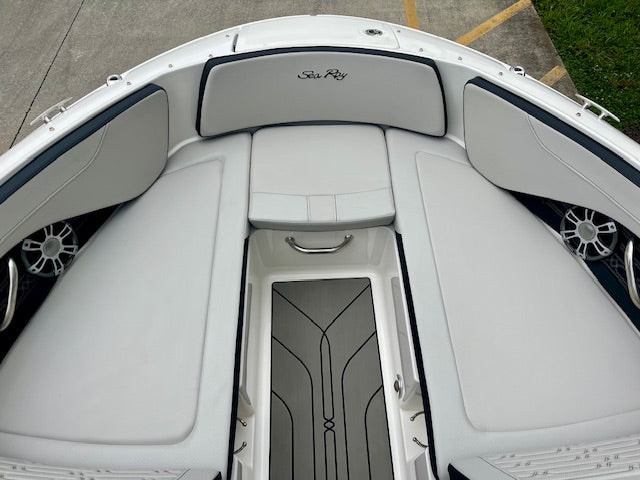 2024 Sea Ray SPX210