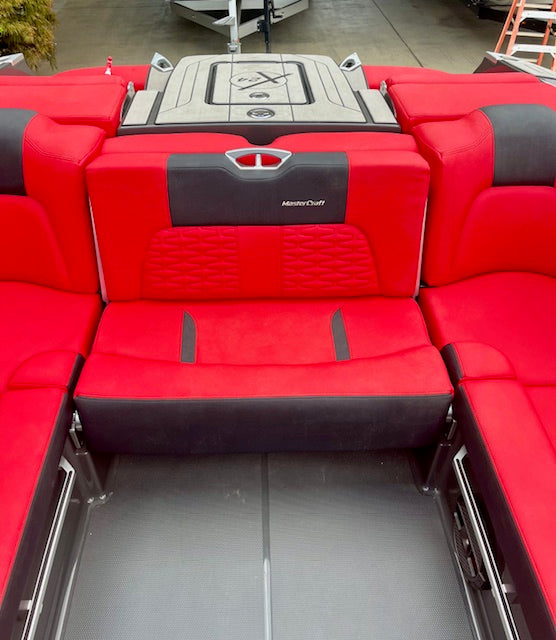 2021 MasterCraft X24