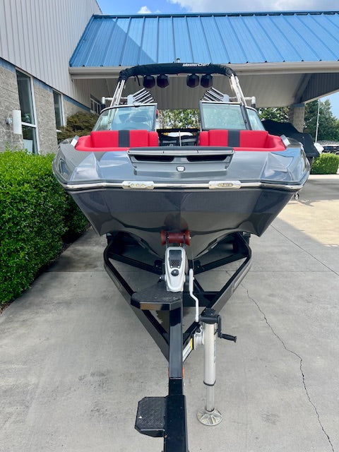 2021 MasterCraft X24