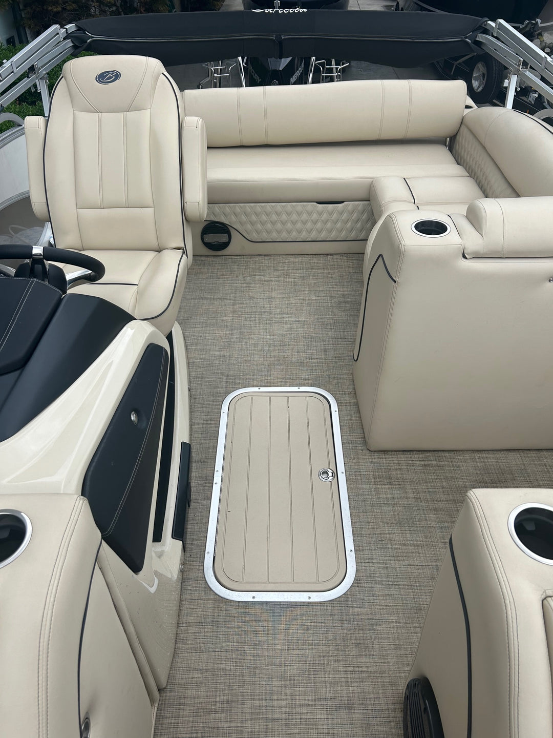 2019 Barletta L25U Tritoon w/ 250hp Mercury